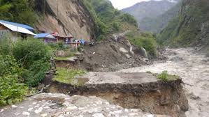 बाढीपहिरोमा परि २२८ जनाको मृत्यु