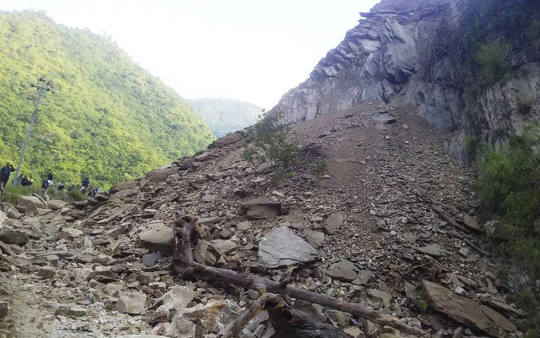 बाढीपहिरोले हालसम्म ७० को मृत्यु, पाँच बेपत्ता