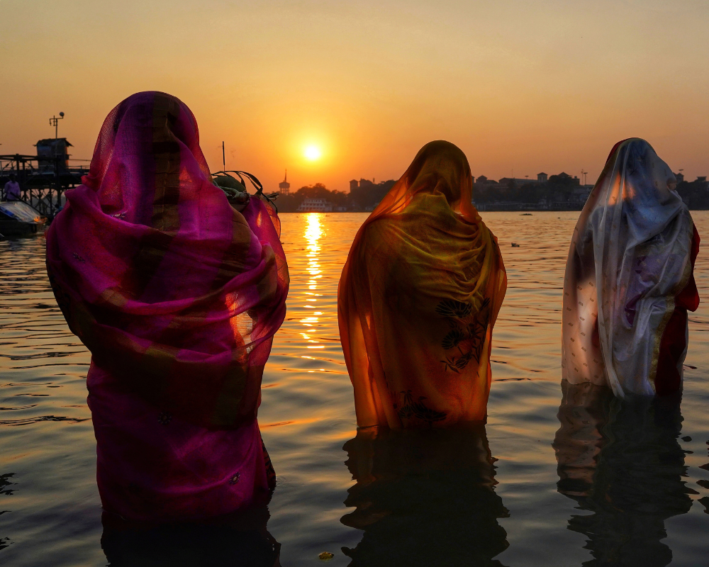 सूर्य उपासनाको पर्व छठ आजदेखि विधिवत् रूपमा सुरु