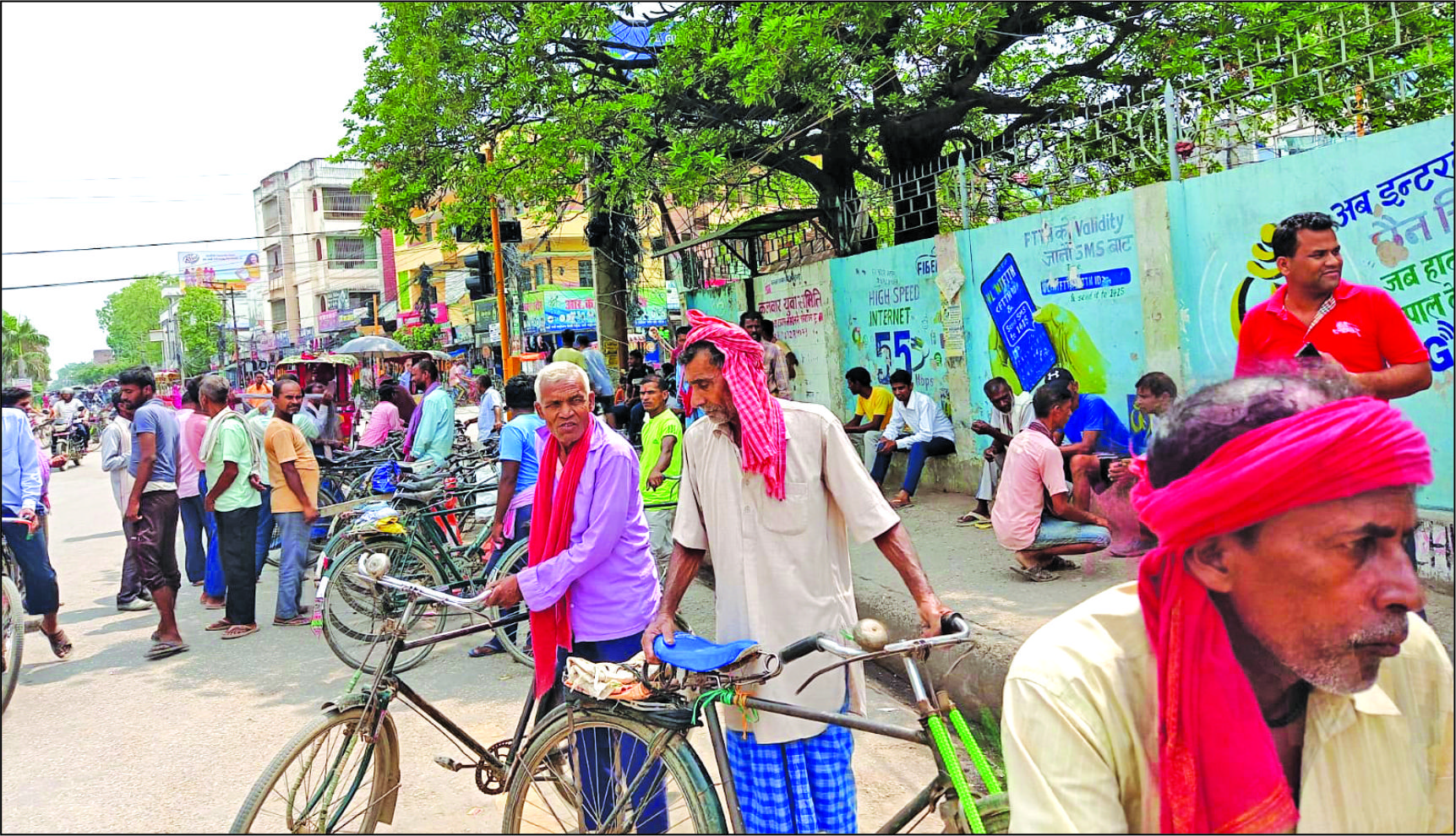 ‘प्रतिक्षालय’को अभाव झेल्दै सर्वसाधारण, सभ्य महानगरको पहिचान मध्ये एक ‘चौतारी’